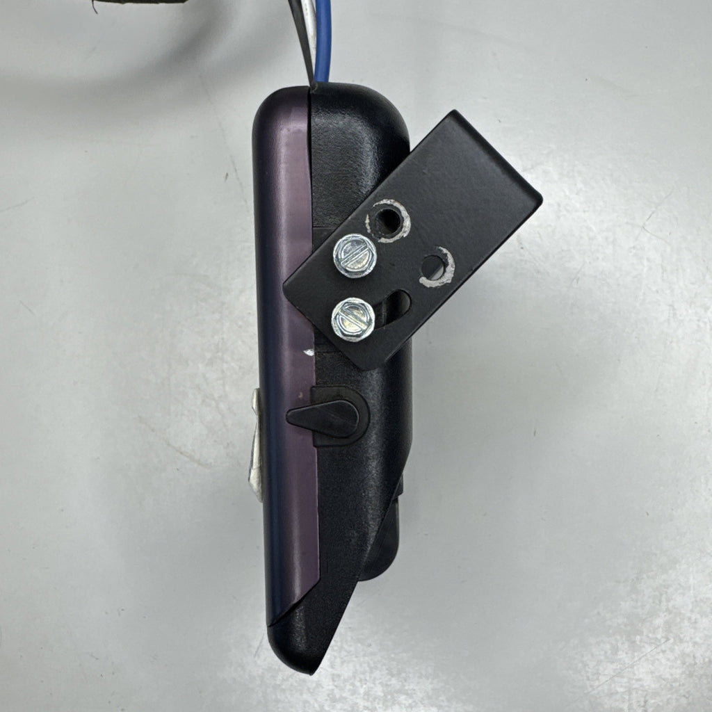 AccuTrac P7305 Trailer Brake Controller GMT800 Plug & Play Chevy GMC Silverado