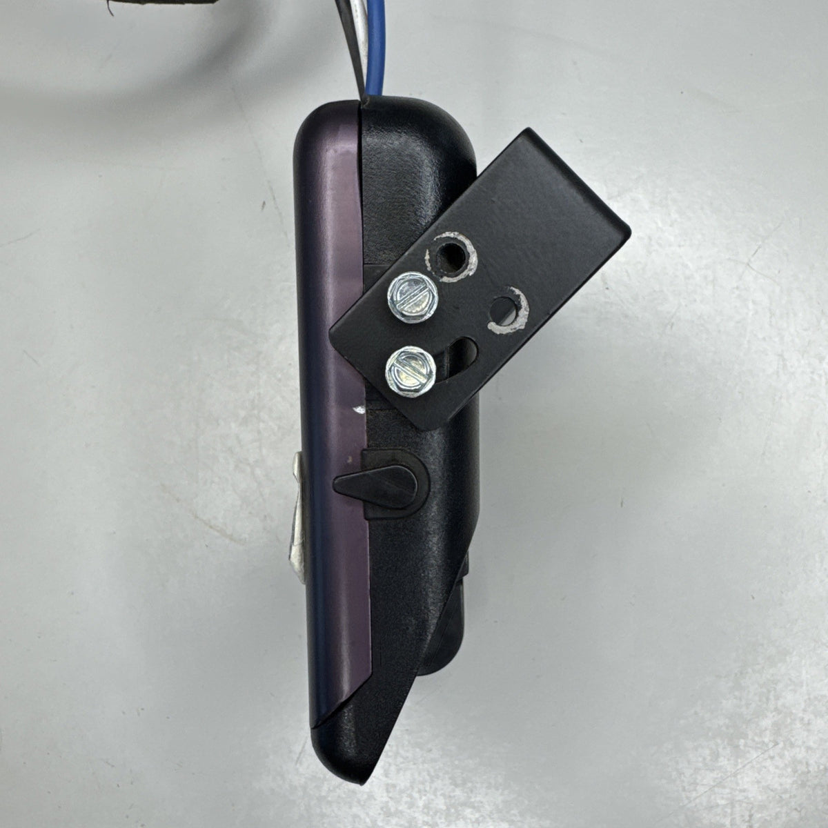 AccuTrac P7305 Trailer Brake Controller GMT800 Plug & Play Chevy GMC Silverado