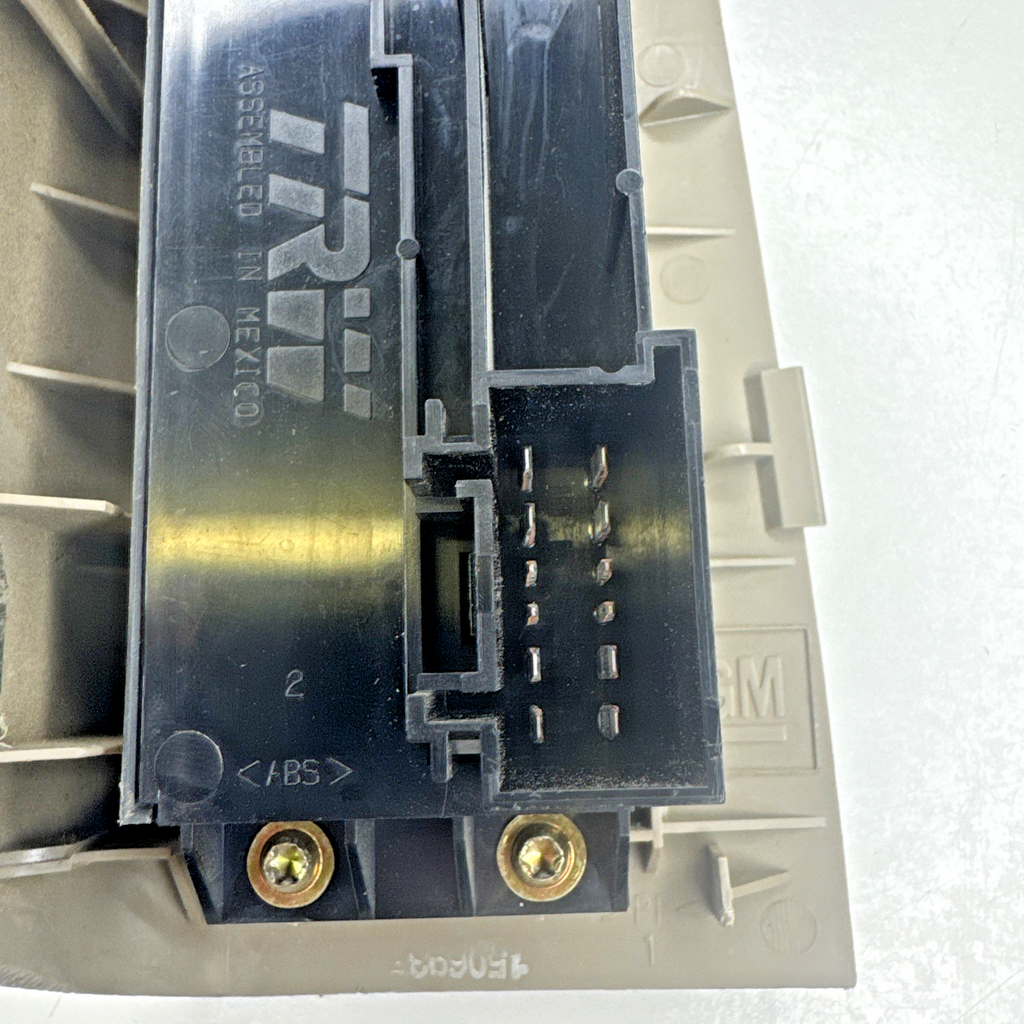 2000-02 GM Silverado Sierra Tahoe Yukon Master Window Switch Panel 15062650 OEM