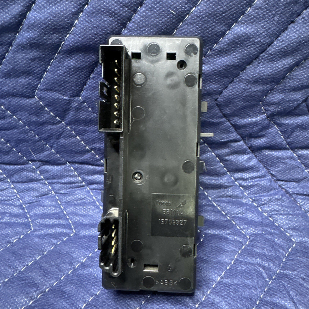 1999-2002 Silverado Sierra Tahoe Yukon 4WD Transfer Case Switch 15709327 OEM