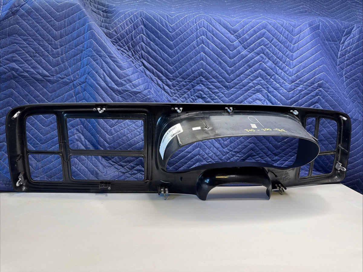 1999-02 GM Silverado Sierra Tahoe Yukon Radio Stereo Dash Bezel 15772850 OEM