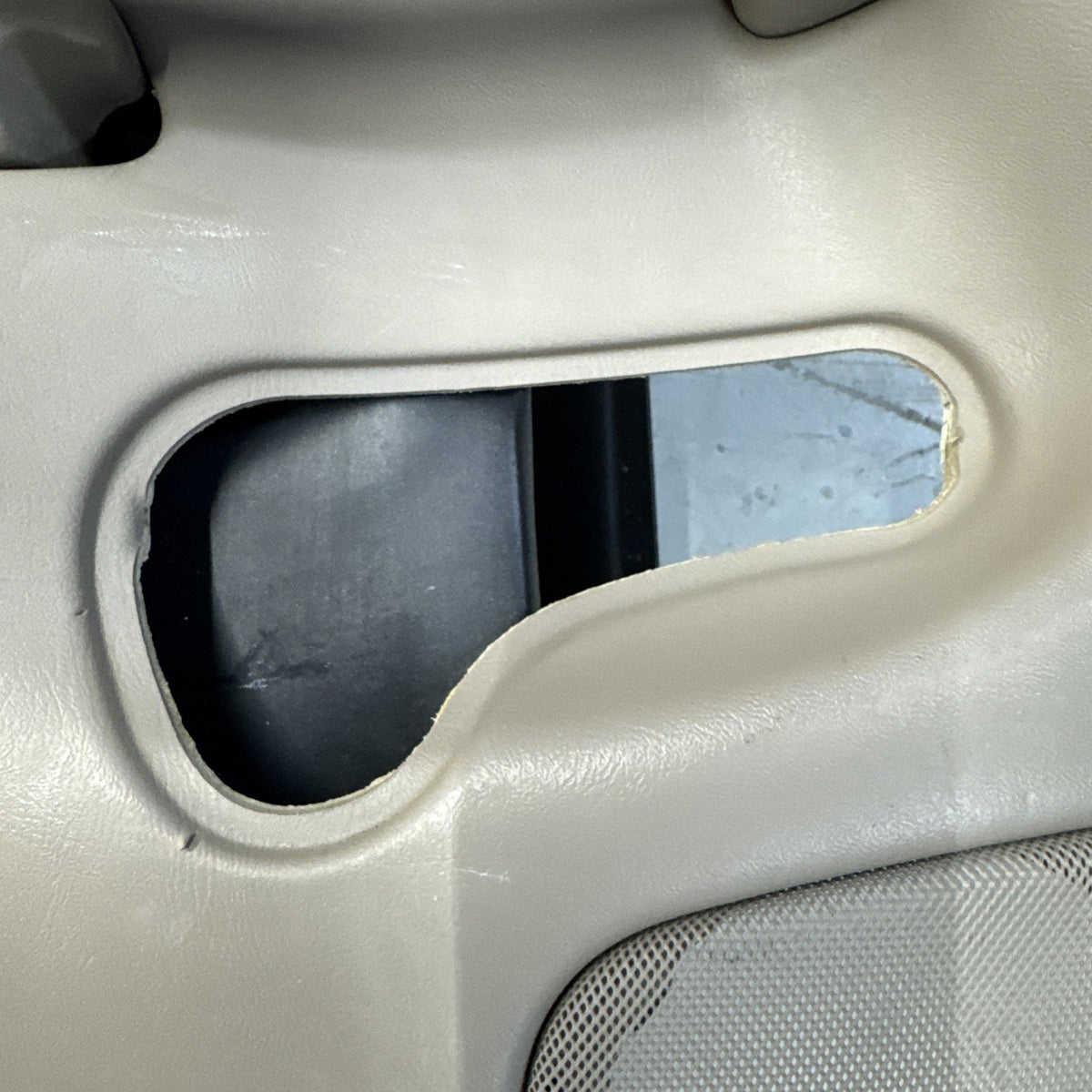 2001-2002 Silverado Sierra Crew Cab LH Rear Door Panel 15086583 OEM