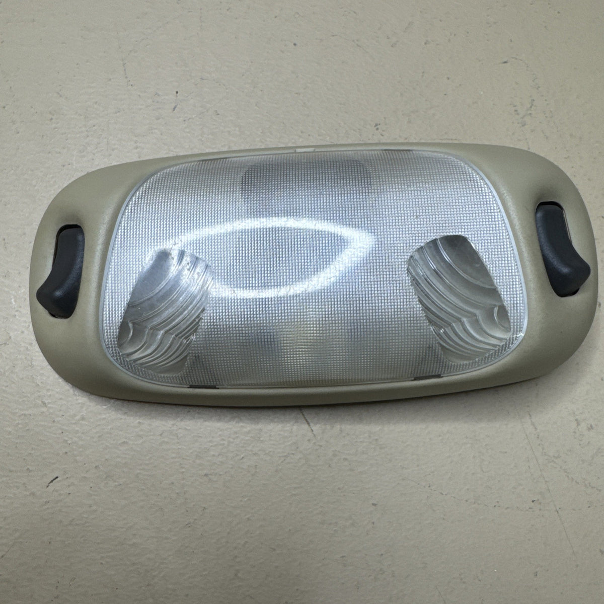 1997–2005 Ford Overhead Dome Map Light Assembly F4DB13776BCW OEM