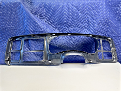 1999-02 GM Silverado Sierra Tahoe Yukon Dash Bezel Trim Panel 15173709 OEM