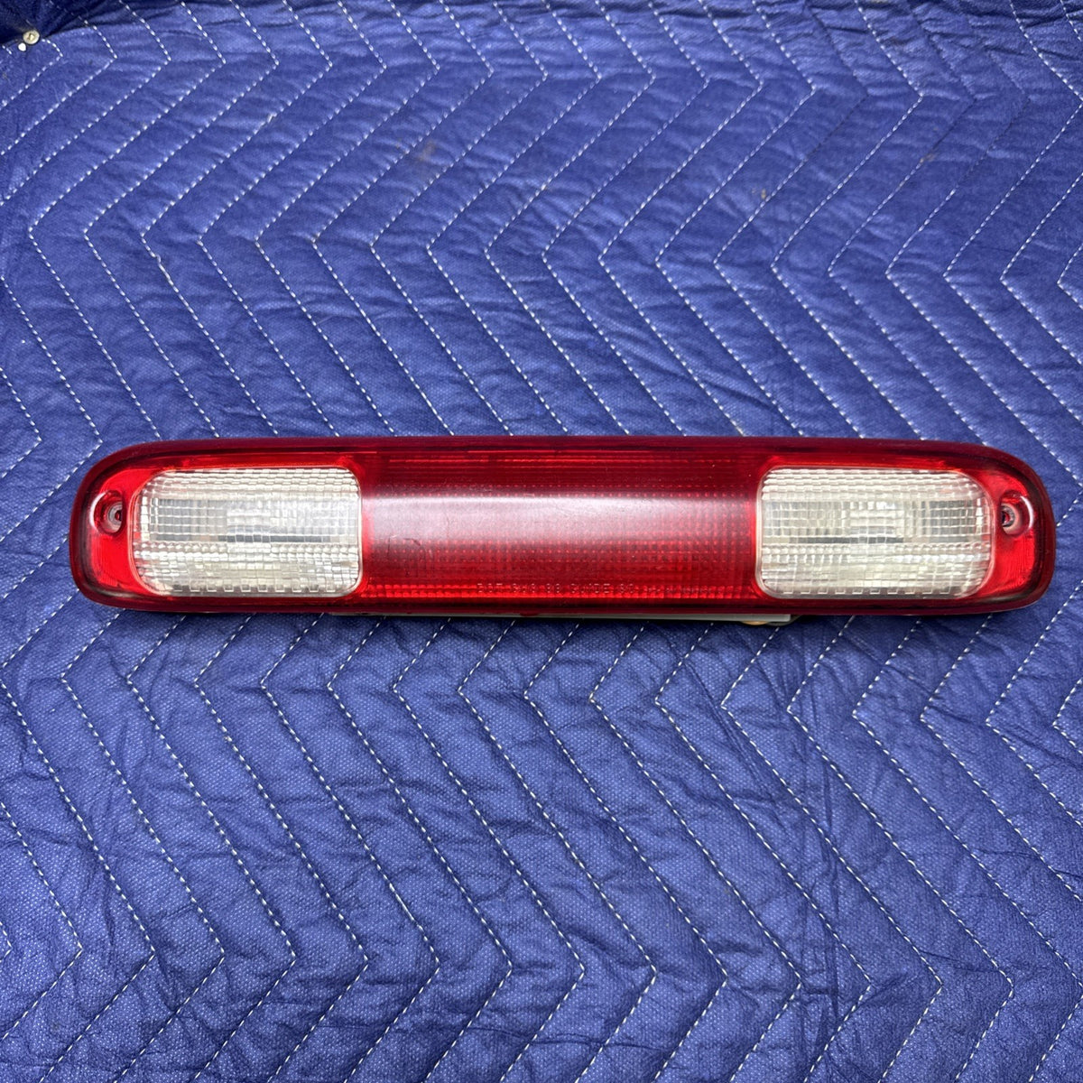 1999-2007 Silverado Sierra Third Brake Light Cargo Lamp 16525205 OEM