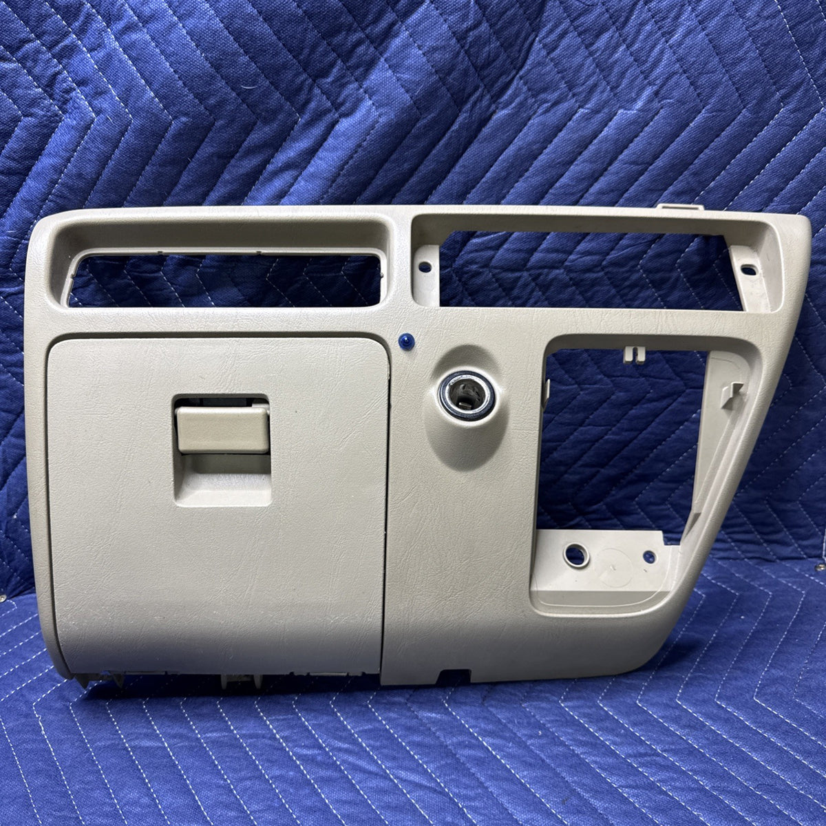 2005-2007 Ford F250 F350 Lower Center Dash Bezel Tan 5C34-2504302-B OEM