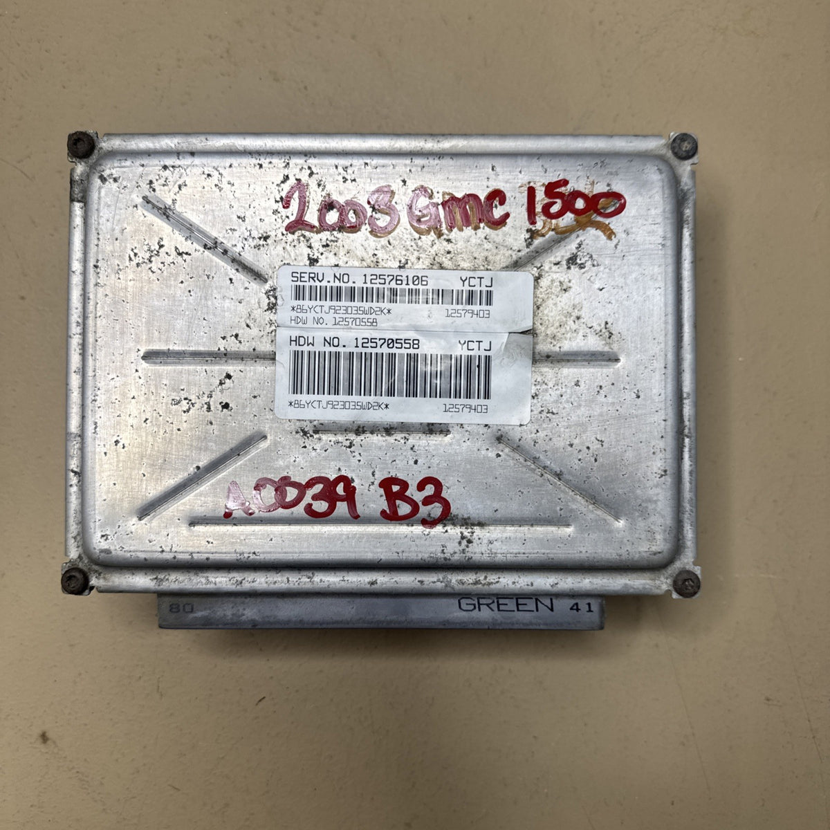 2003–2004 Silverado Sierra Engine Computer PCM ECM 12576106 OEM
