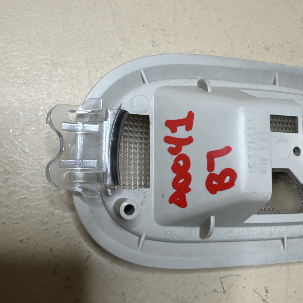 1999–2007 Silverado Sierra Overhead Dome Light Assembly 15771414 OEM