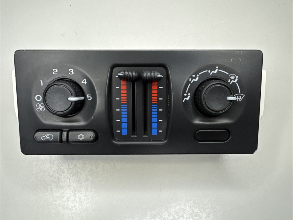 03-07 Silverado Sierra Climate Control AC Heater Dash Unit 15832313 OEM