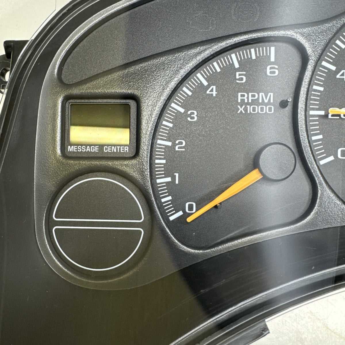2000-02 GM Sierra Silverado Tahoe Instrument Cluster 15055363 264237KM OEM