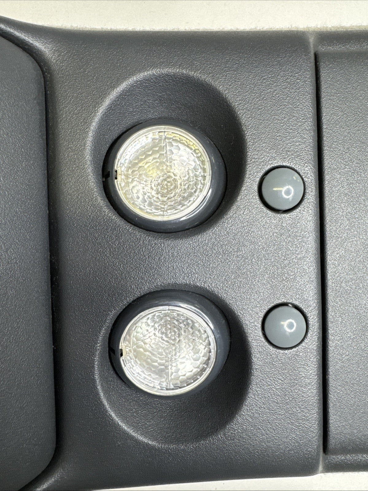 1999-2002 GMC Sierra Silverado Overhead Console Grey Map Lights Sunglasses OEM