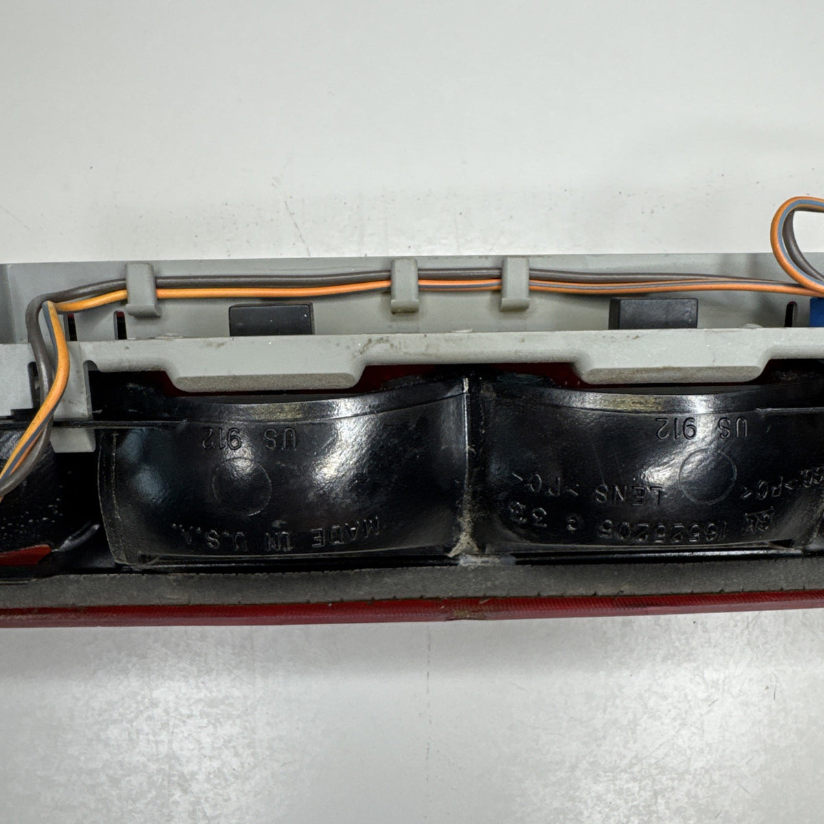 1999-2007 Chevrolet Silverado GMC Sierra 3rd Brake Light 16525205 OEM
