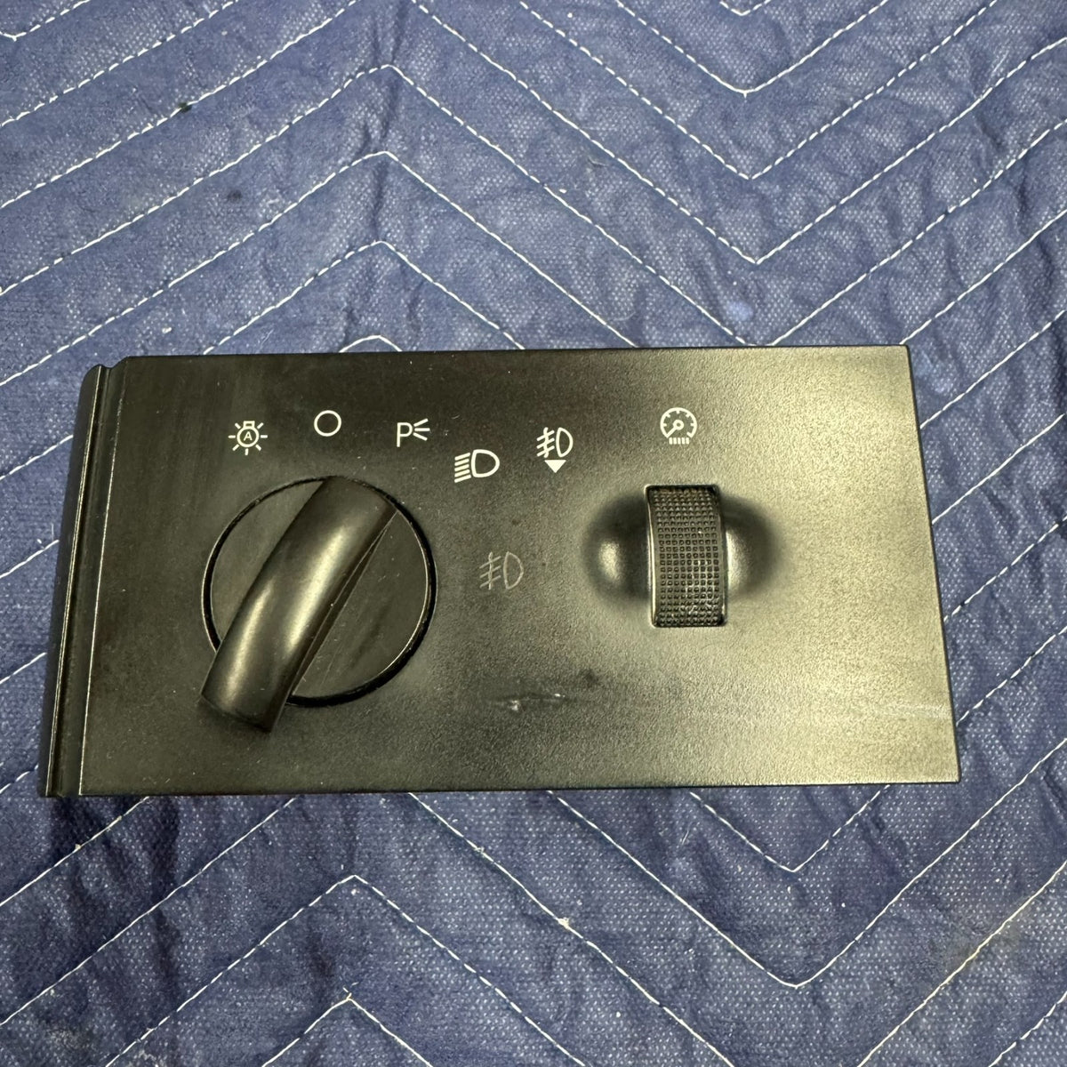 2005-2007 Ford F250 F350 Headlight Switch 2006 05 06 07 5C3T-13D062