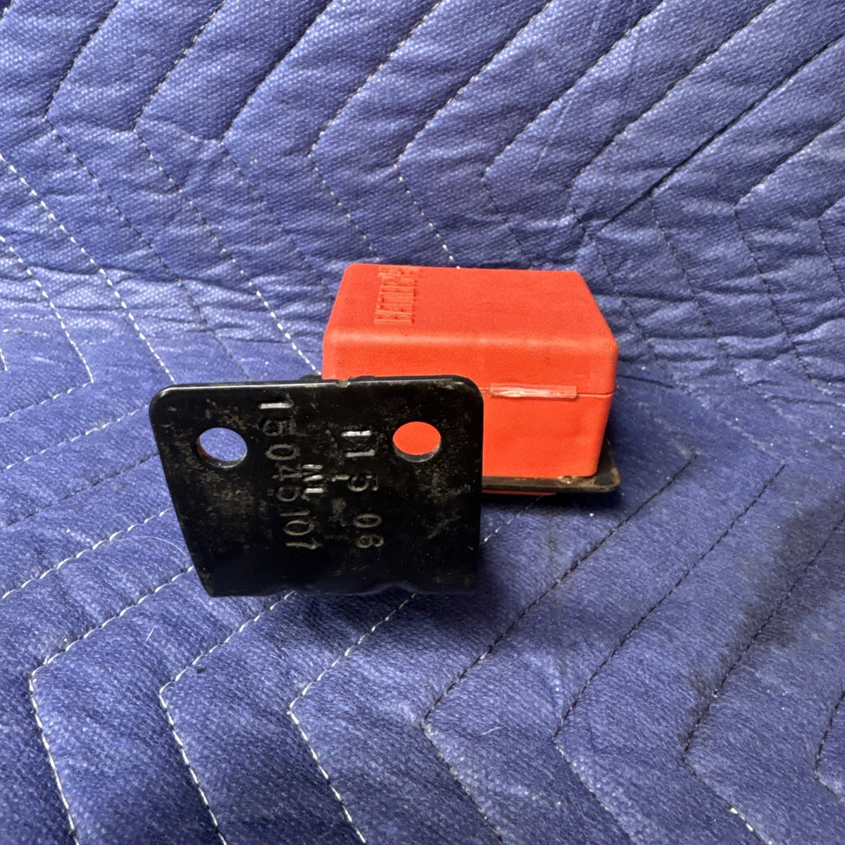1999-2007 Silverado Sierra Battery Junction Block Terminal 12191376 OEM