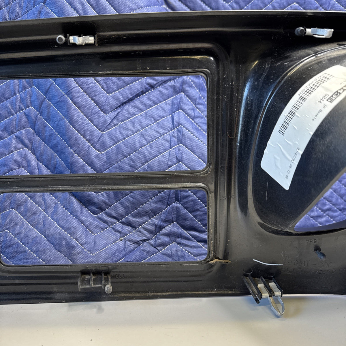 1999-02 GM Silverado Sierra Tahoe Yukon Radio Stereo Dash Bezel 15772850 OEM