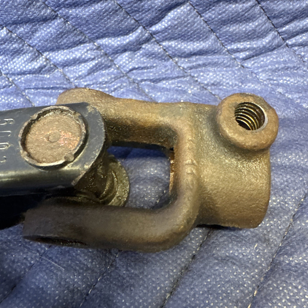 1999-2007 Silverado Sierra Lower Steering Intermediate Shaft 25958109 OEM