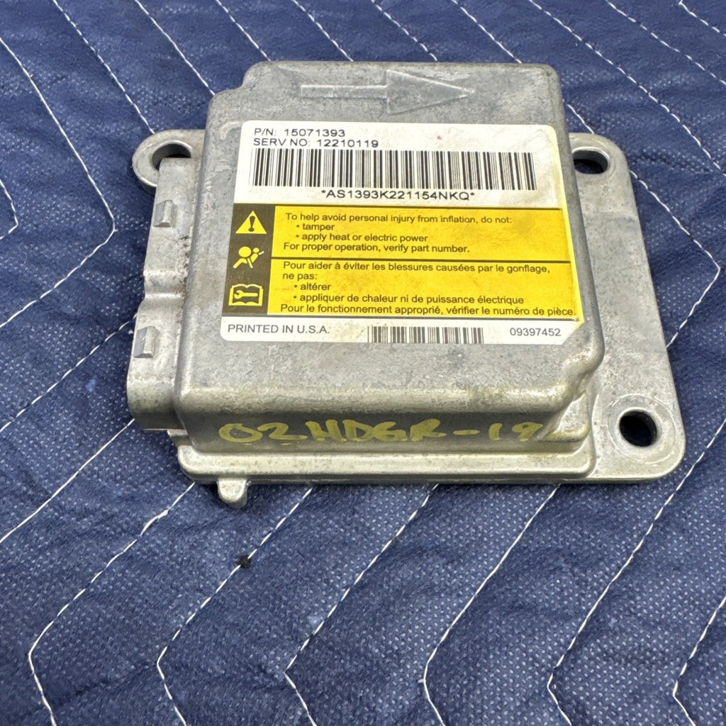 1999-2002 Chevrolet Silverado GMC Sierra SRS Control Module 15071393 OEM