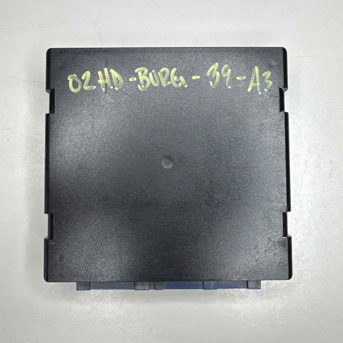 2002-2005 Chevrolet Silverado GMC Sierra BCM Body Control Module 15095334 OEM