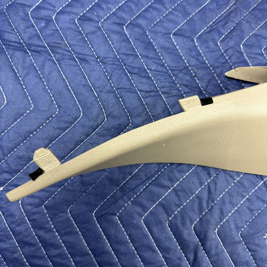 1999-2006 Chevrolet Silverado GMC Sierra A Pillar Trim LH 15073353 Tan OEM