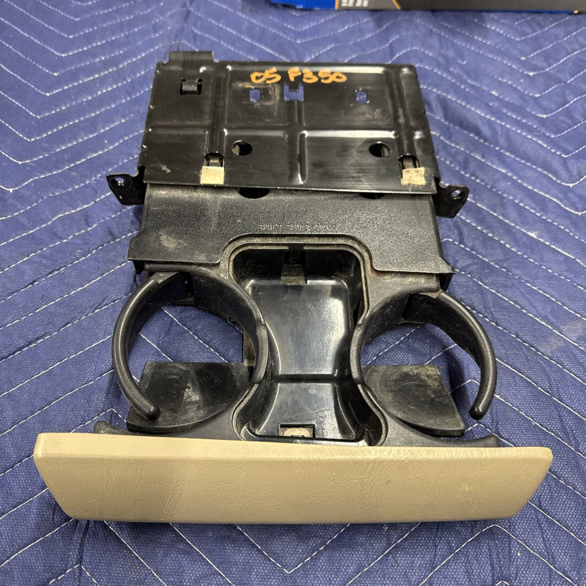 2005-2007 Ford F250 F350 Dash Cup Holder Ash Tray 5C3Z-2504810 OEM