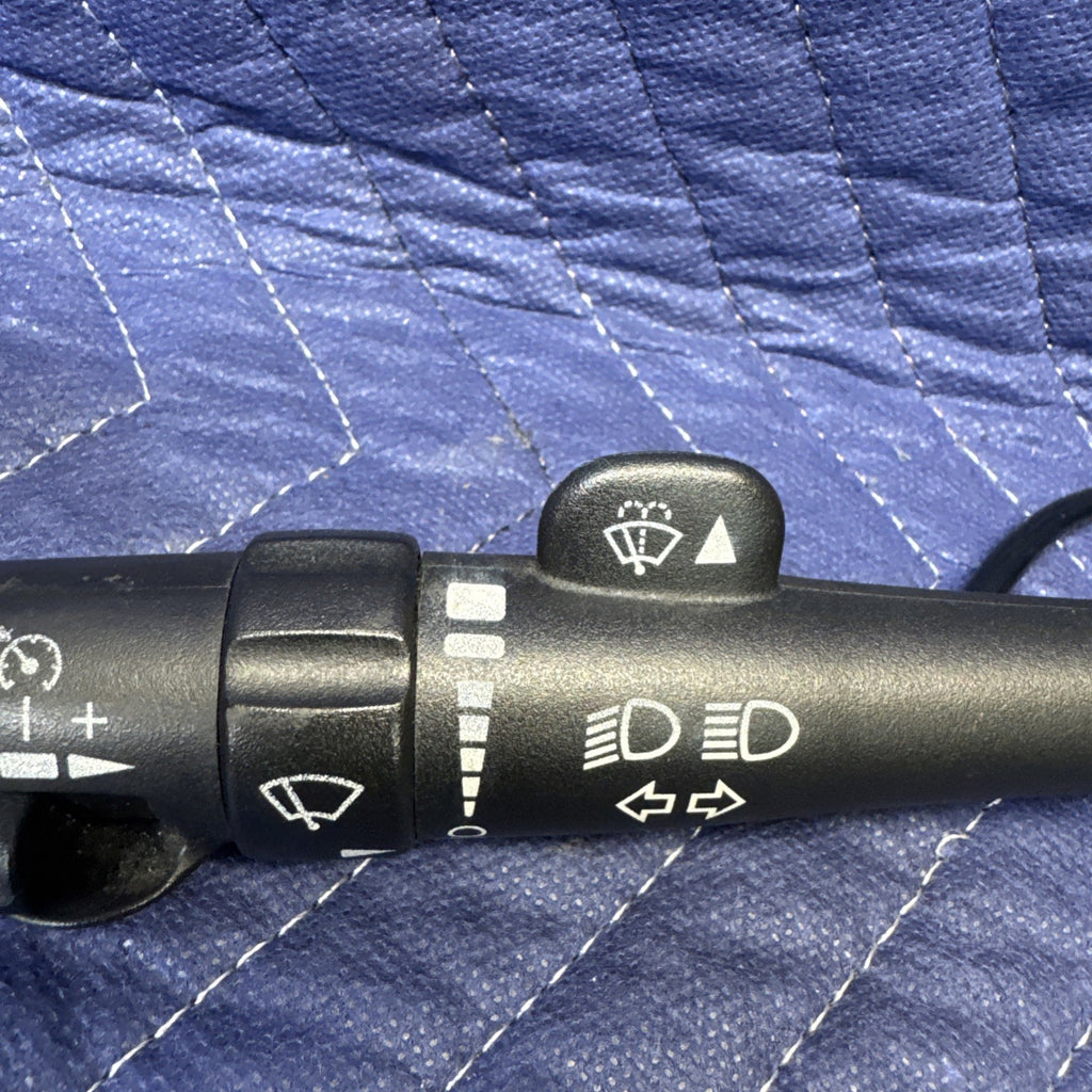 2003-2007 Silverado Sierra Turn Signal Wiper Cruise Switch 12450067 OEM