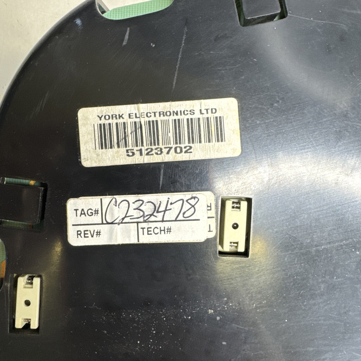 2000-02 GM Sierra Silverado Tahoe Instrument Cluster 15055363 264237KM OEM