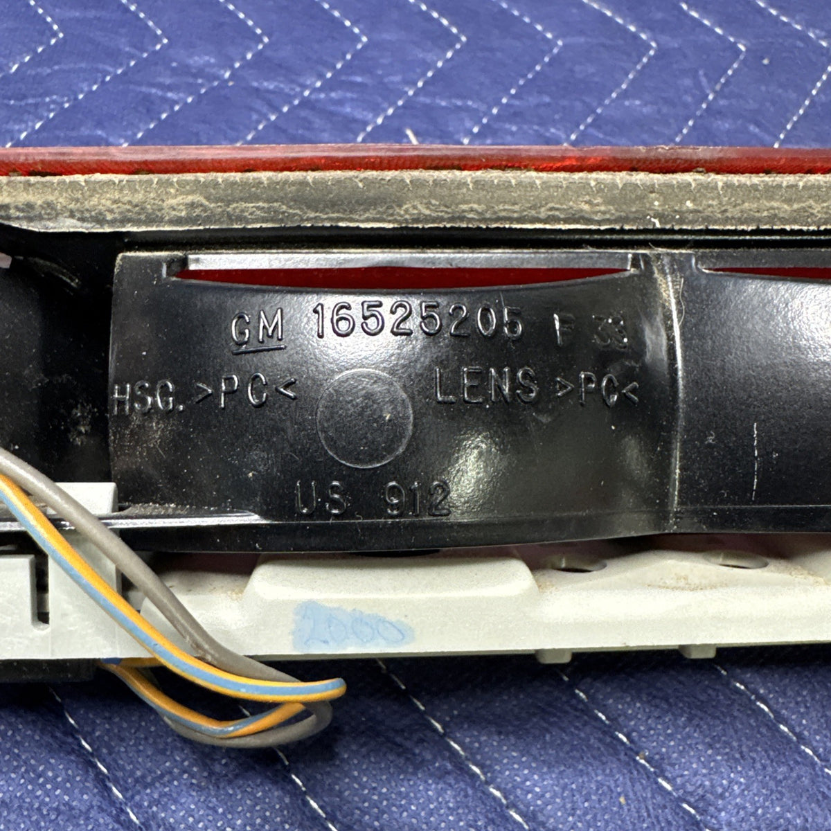 1999-2007 Silverado Sierra Third Brake Light Cargo Lamp 16525205 OEM
