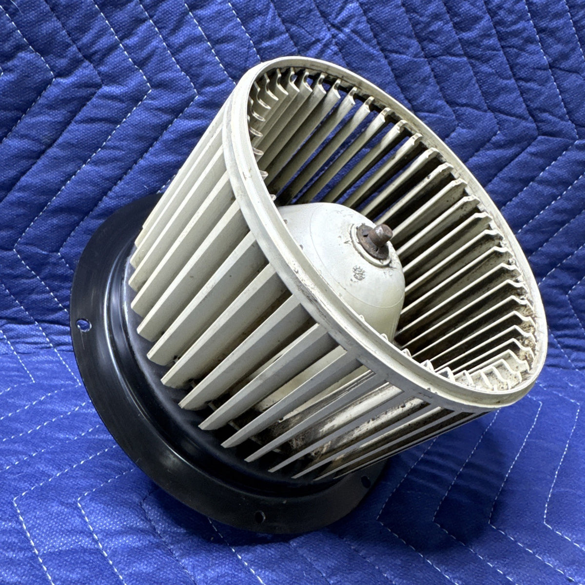 2001-2008 Ford F150 F250 F350 HVAC Blower Fan Wheel 2C35-19D583-AA OEM