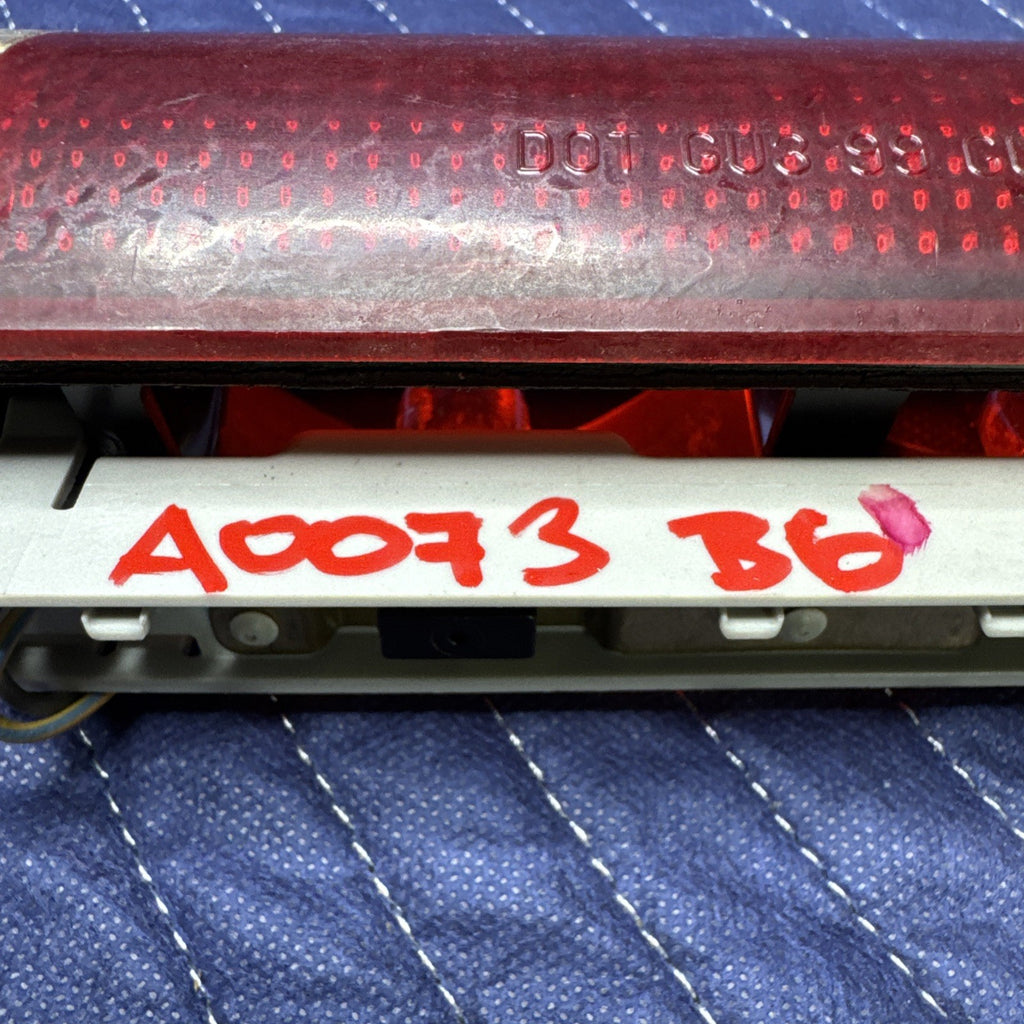 1999-2007 Silverado Sierra Third Brake Light Cargo Lamp 16525205 OEM