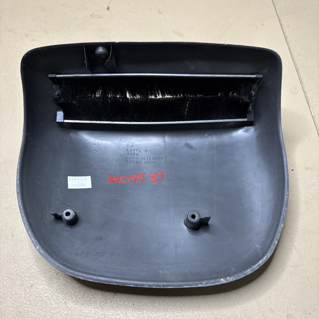 1999–2007 Silverado Sierra 4x4 Floor Shift Shifter Bezel 15711297 OEM