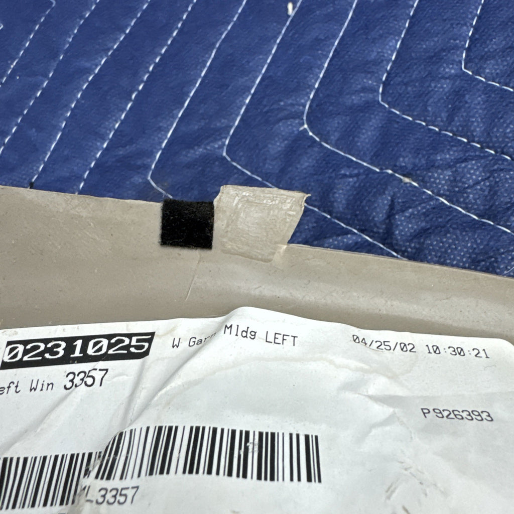 1999-2006 Chevrolet Silverado GMC Sierra A Pillar Trim LH 15073353 Tan OEM
