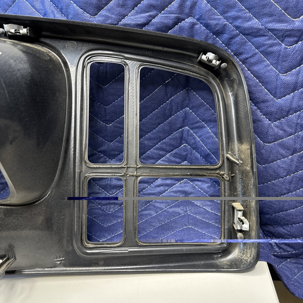 1999-02 GM Silverado Sierra Tahoe Yukon Dash Bezel Trim Panel 15173709 OEM