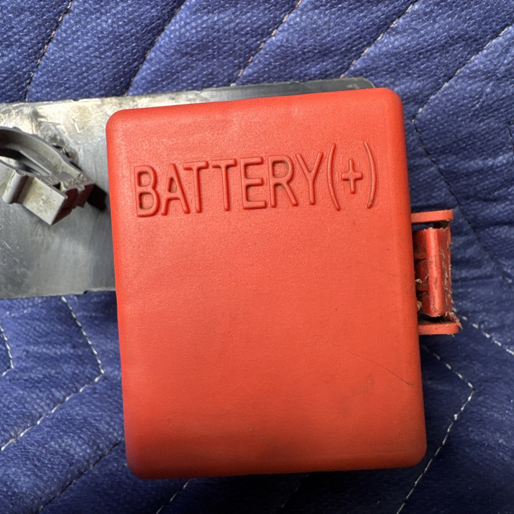 1999-2007 Silverado Sierra Battery Junction Block Terminal 12191376 OEM