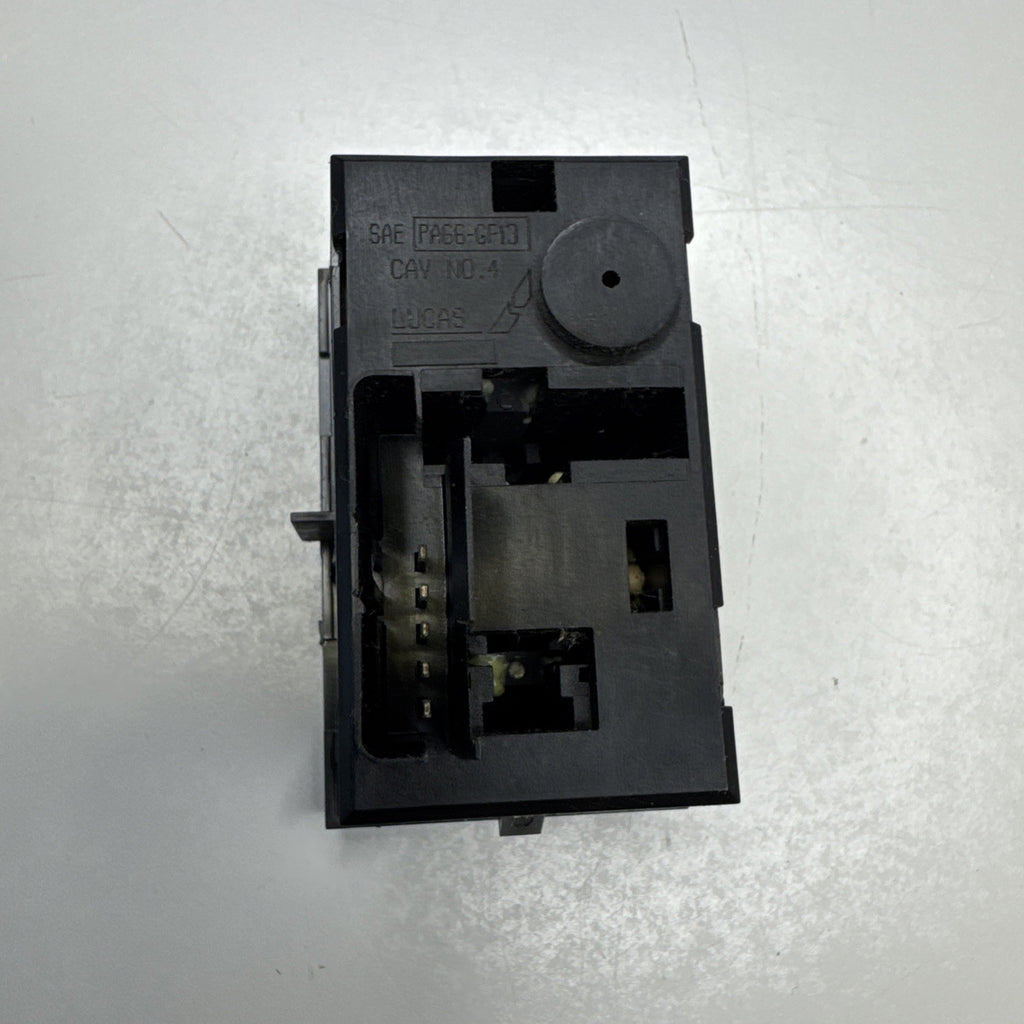 1999-02 GM Silverado Sierra Tahoe Yukon Fog Cargo Lamp Light Switch 15735837