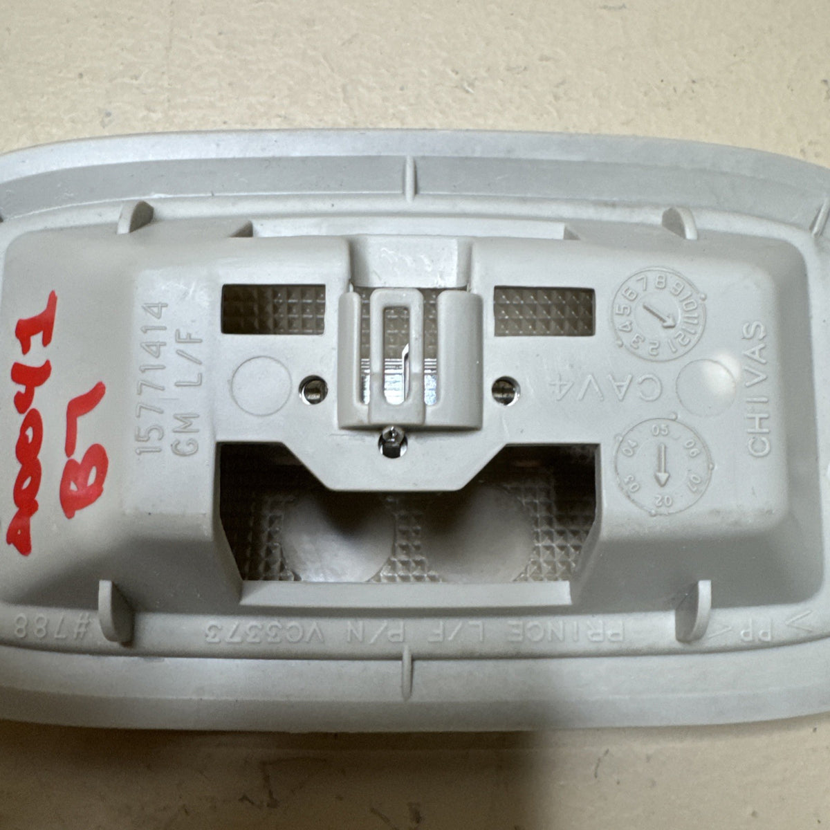 1999–2007 Silverado Sierra Overhead Dome Light Assembly 15771414 OEM