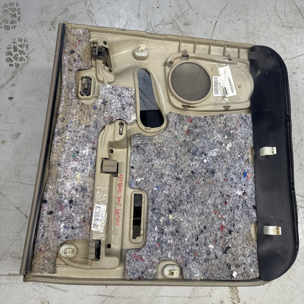 2001-2002 Silverado Sierra Crew Cab RH Rear Door Panel 15086584 OEM