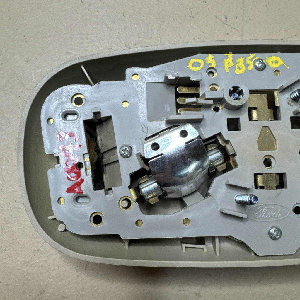 1997–2005 Ford Overhead Dome Map Light Assembly F4DB13776BCW OEM