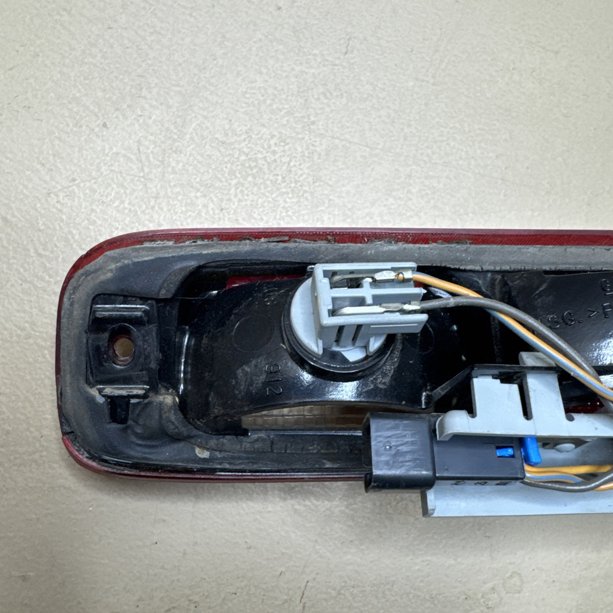 1999–2006 Silverado Sierra Third Brake Light Cargo Lamp 16525205 OEM