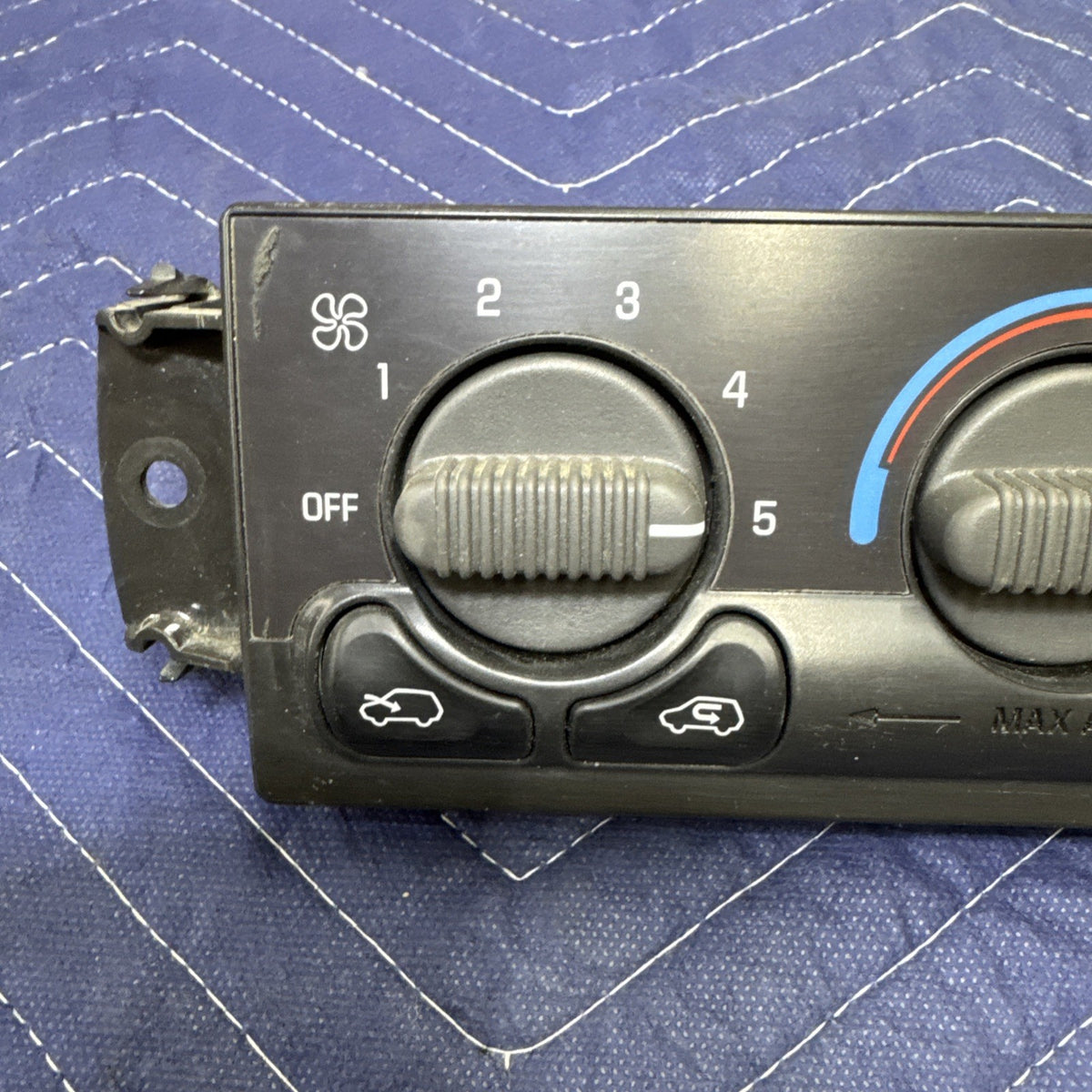 1999–2002 Silverado Sierra HVAC Climate Control Module 15054698 OEM