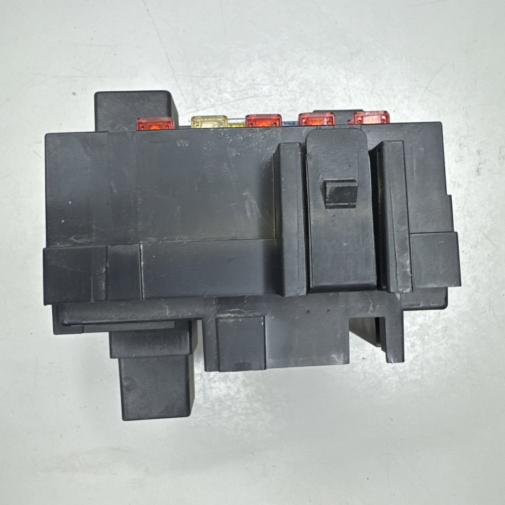 1999-2002 Chevrolet Silverado GMC Sierra Dash Fuse Box 15770992-01 OEM