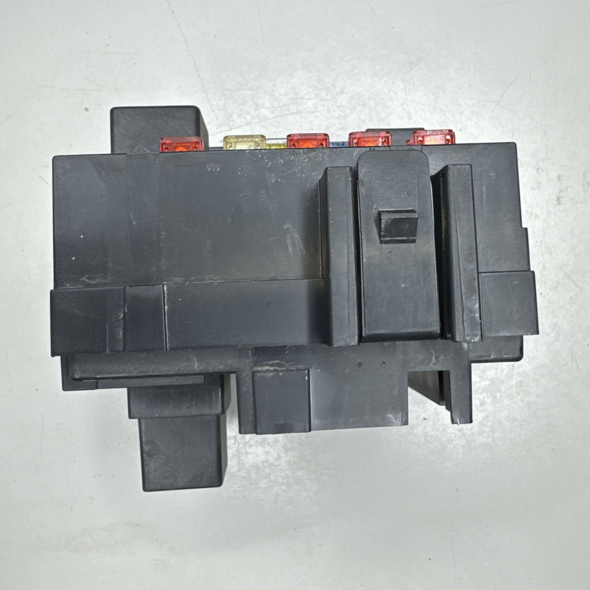 1999-2002 Chevrolet Silverado GMC Sierra Dash Fuse Box 15770992-01 OEM