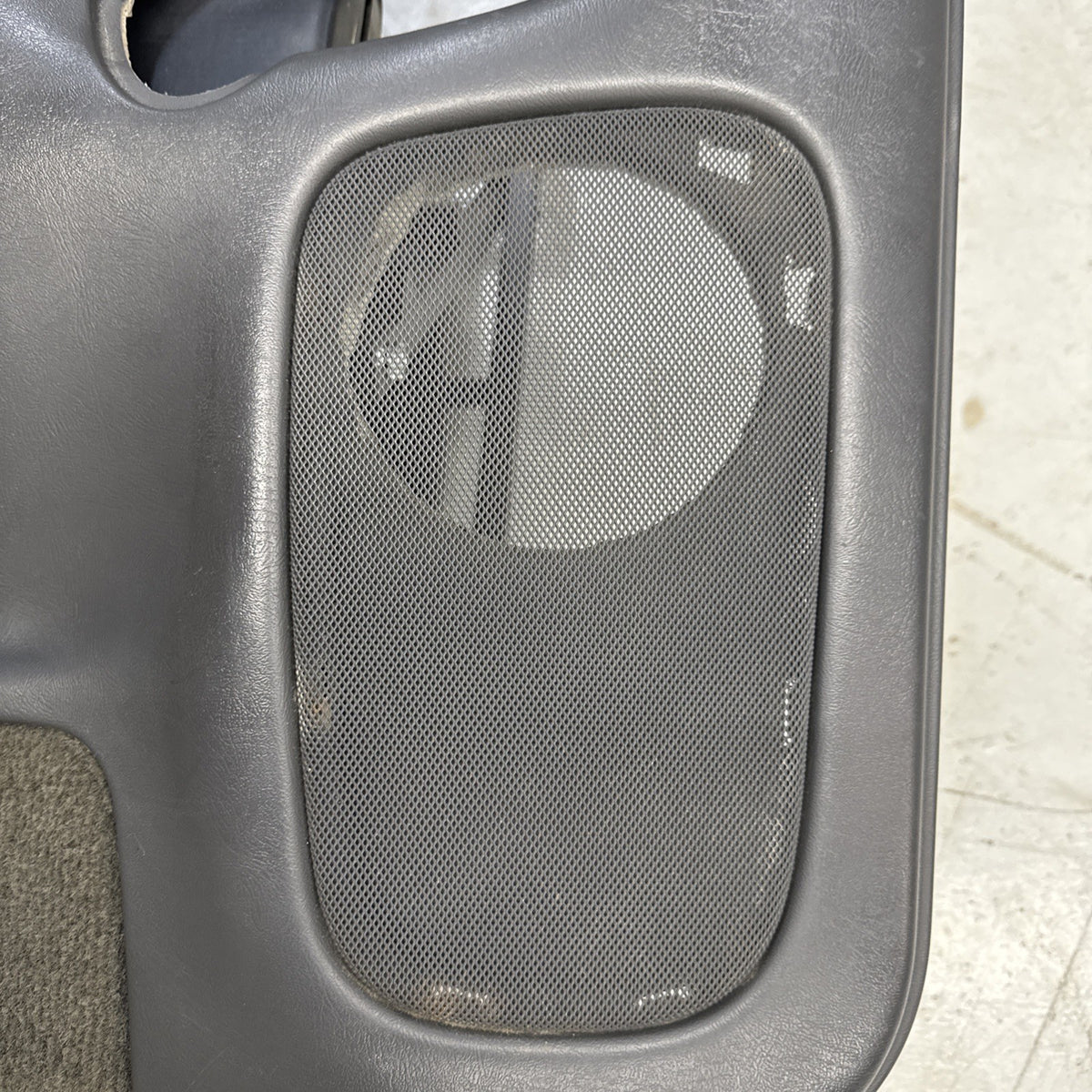 2003-2007 Silverado Sierra Crew Cab LH Rear Door Panel 15102796 OEM