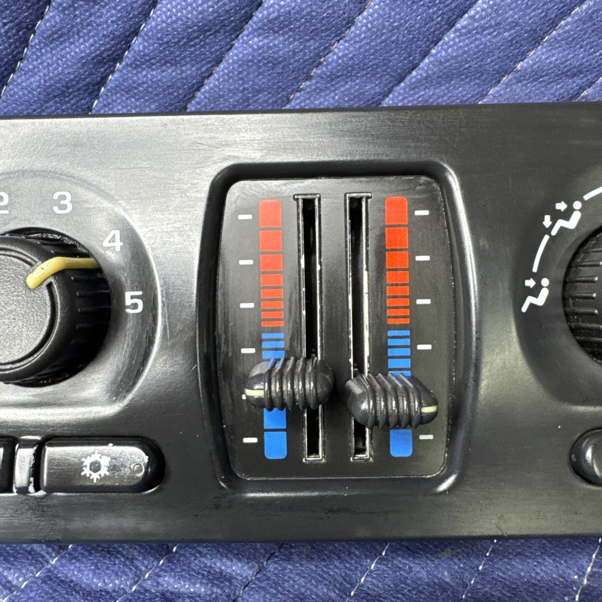 2003-2007 Silverado Sierra Manual HVAC Climate Control 15832315 OEM