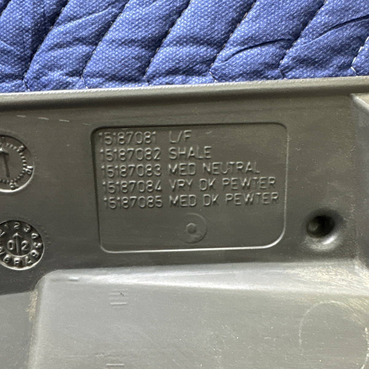 03-07 Silverado Sierra Tahoe Yukon Lower Dash Knee Bolster 15187082 OEM SHALE
