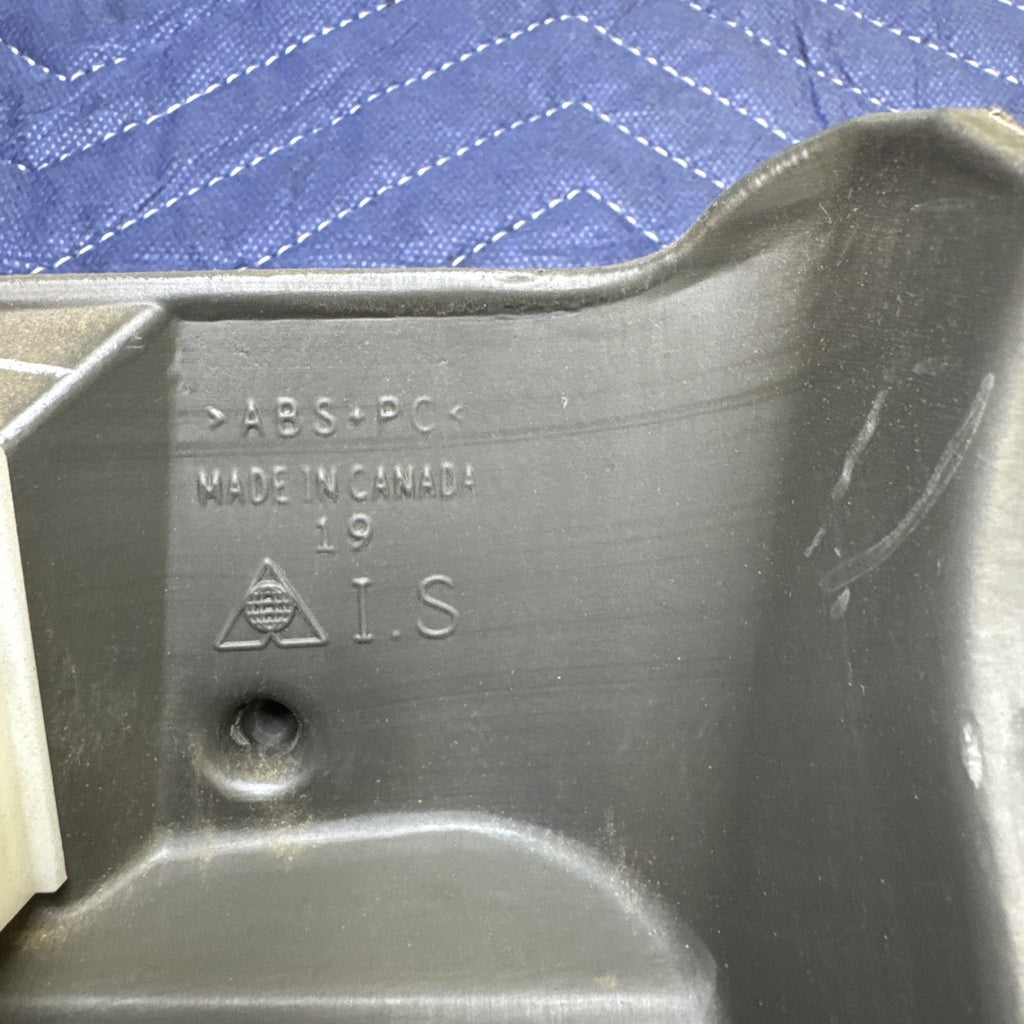 1999-2006 Chevrolet Silverado GMC Sierra LH Knee Bolster Panel 15187084 OEM