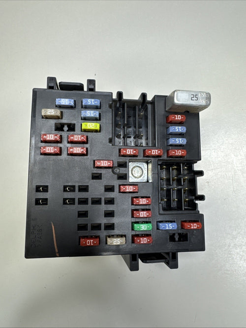 03-06 Silverado Sierra Interior Cabin Fuse Relay Junction Box 15058032 OEM