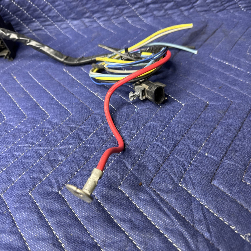 2003-2007 Silverado Sierra Cooling Fan Fuse Relay Box Harness 15304984 OEM