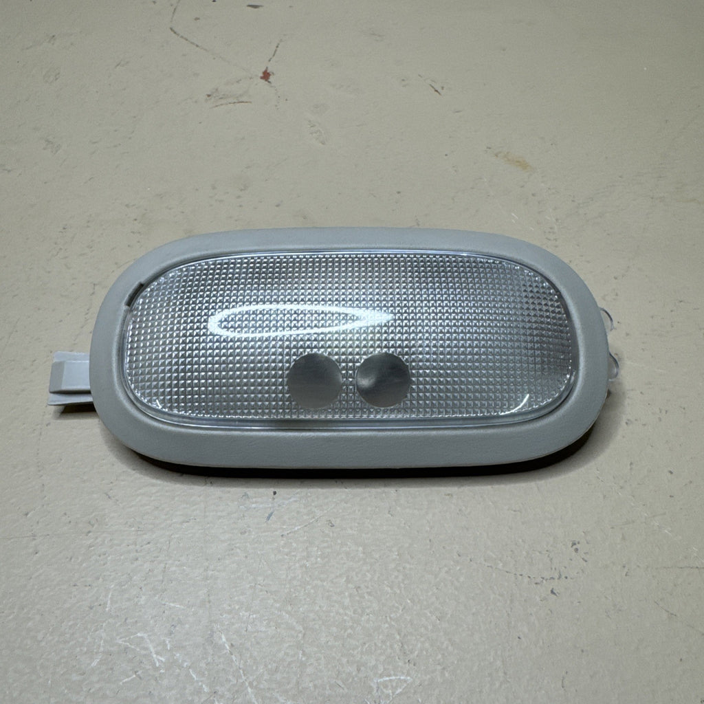 1999–2007 Silverado Sierra Overhead Dome Light Assembly 15771414 OEM