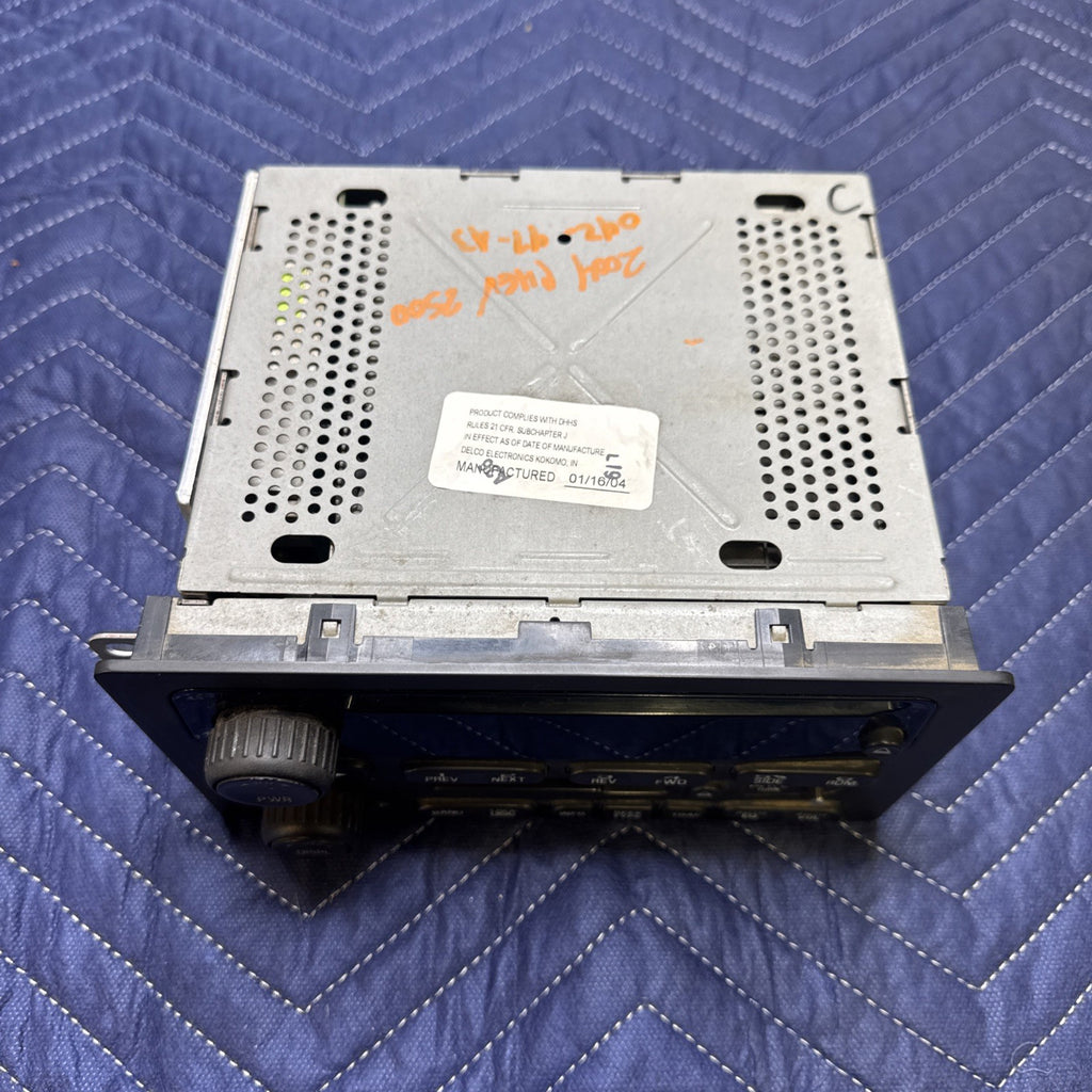 2003-2005 Chevrolet Silverado GMC Sierra Radio CD Cassette 15104156 OEM
