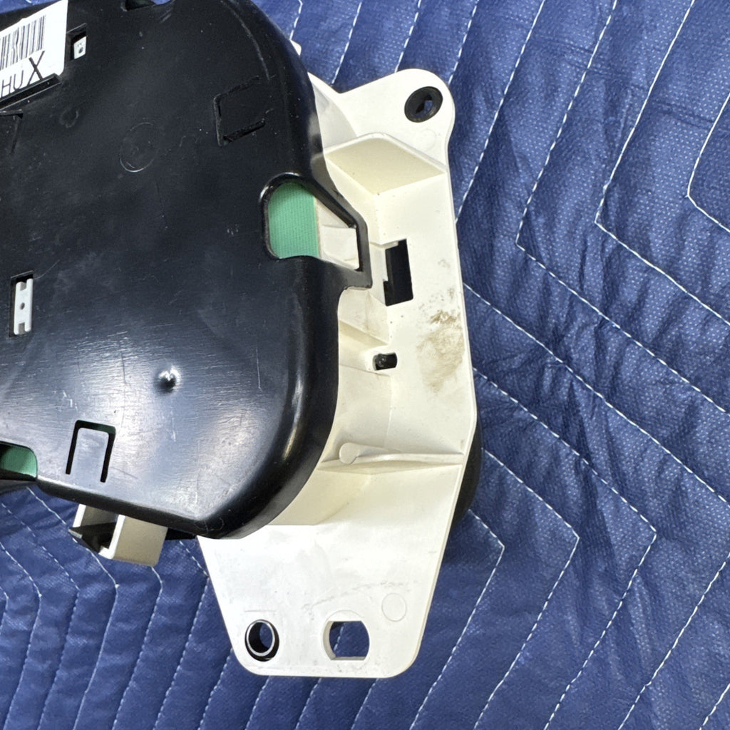 1999-2002 Chevrolet Silverado GMC Sierra Instrument Cluster 15059384 OEM